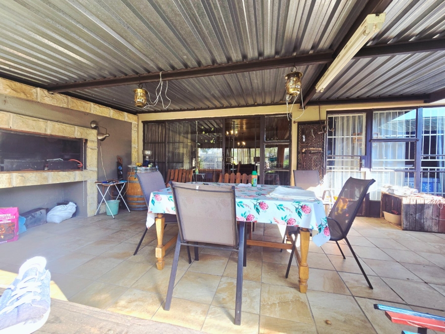 4 Bedroom Property for Sale in Fichardt Park Free State